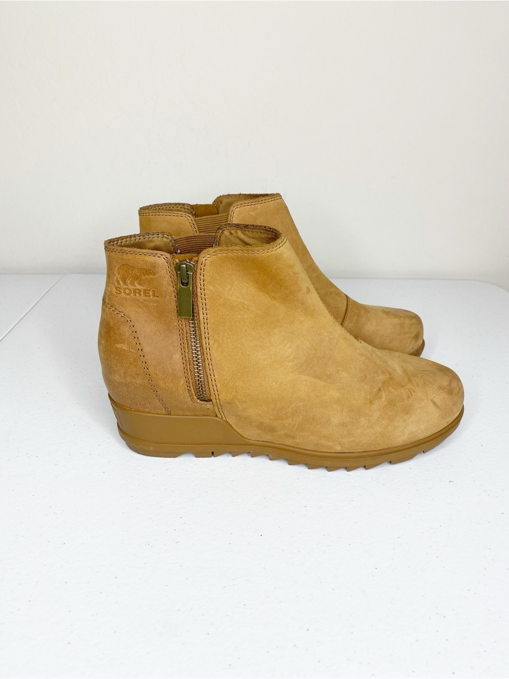Sorel Evie Wedge Booties Camel Brown Size 9